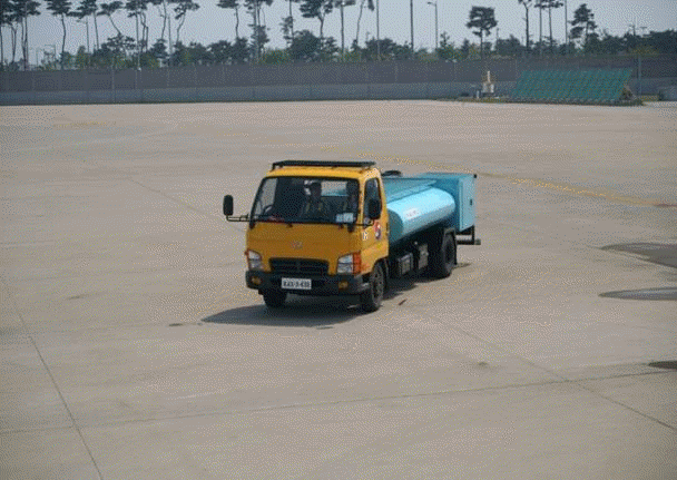  POTABLE WATER TRUCK